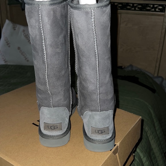 Uggs Tall boots - Picture 2 of 4